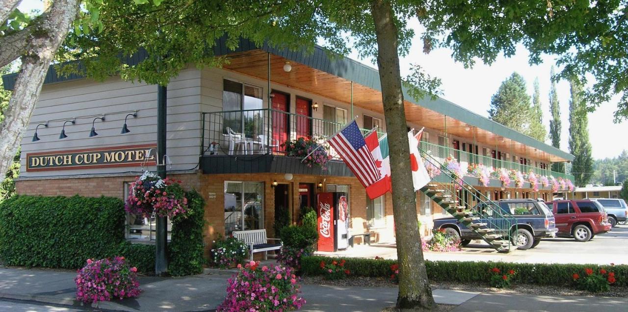 Dutch Cup Motel Sultan Luaran gambar